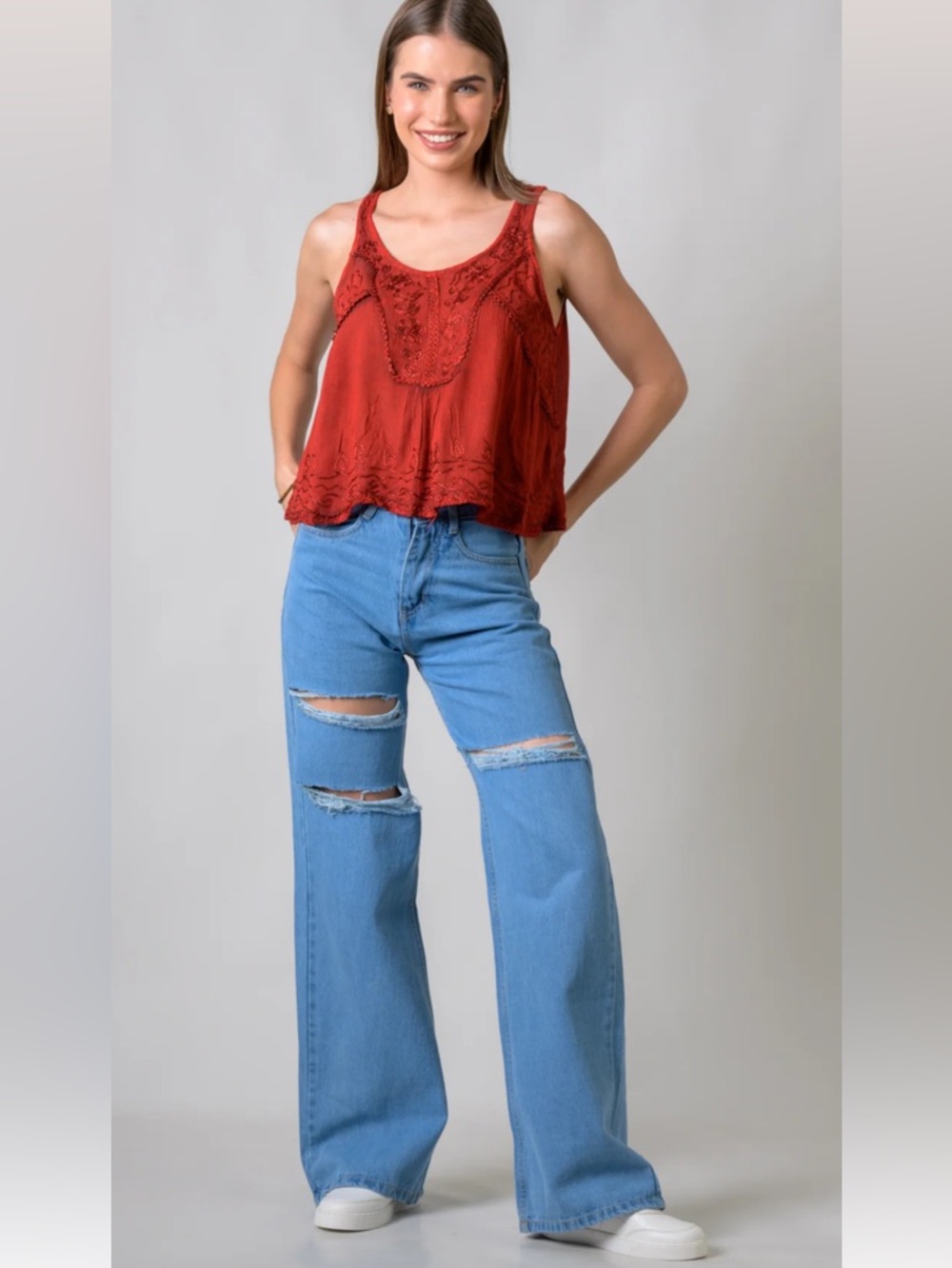 Boho Embroidered Scoop Neck Tank Top - Red